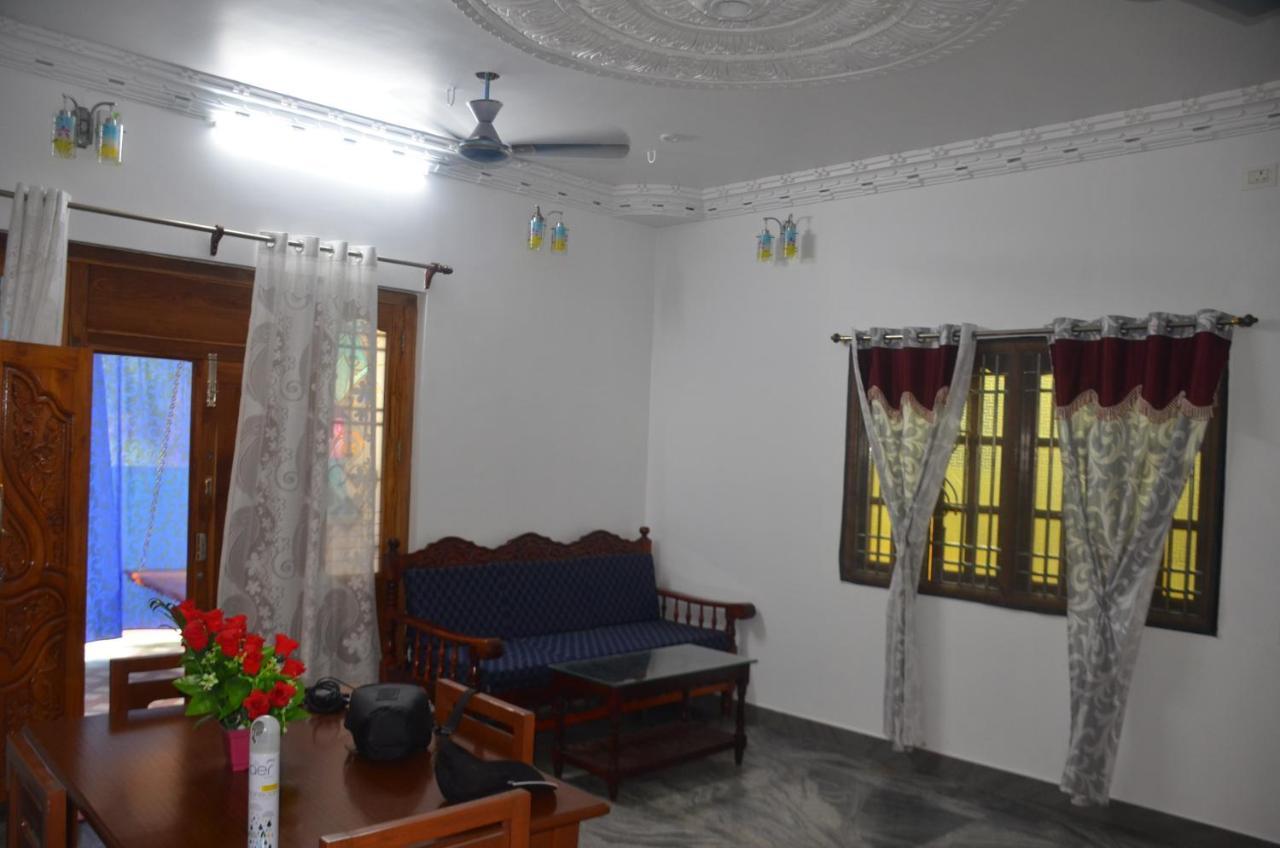 Vasantham Villas 蓬蒂切里 外观 照片