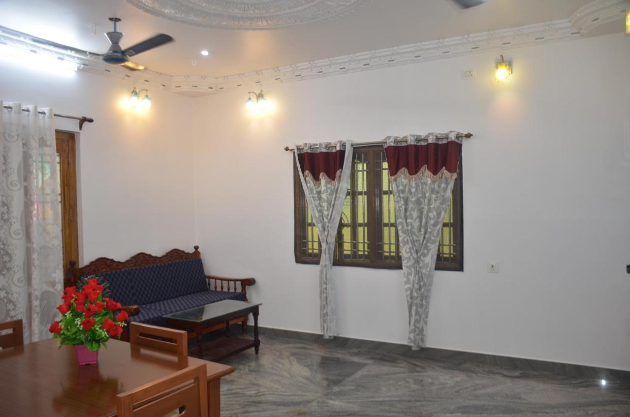 Vasantham Villas 蓬蒂切里 外观 照片