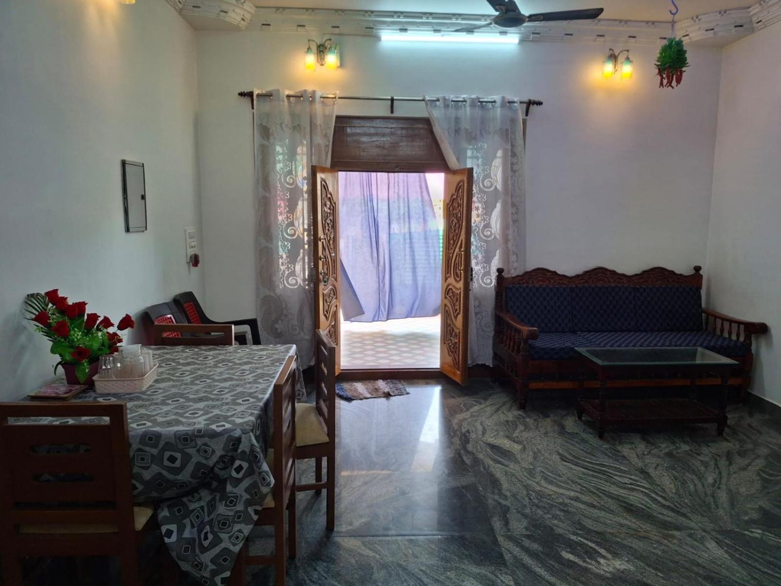 Vasantham Villas 蓬蒂切里 外观 照片